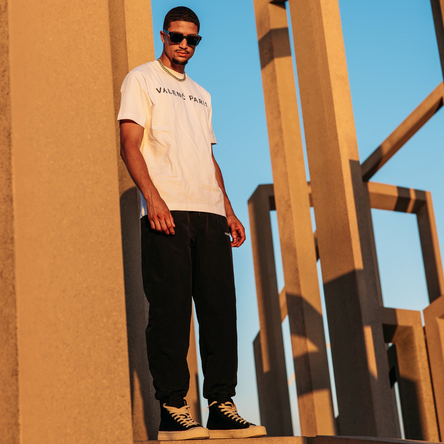 VALENĆ PARIS White T-shirt