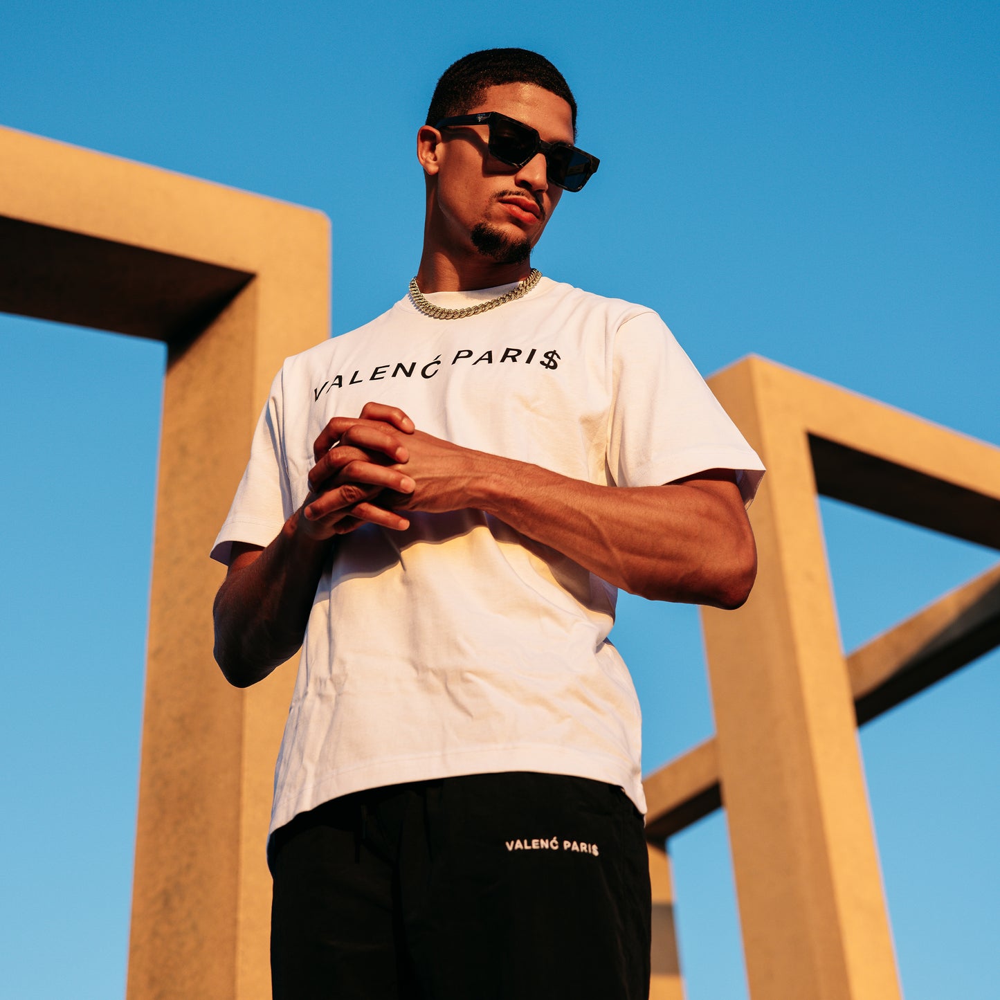 VALENĆ PARIS White T-shirt